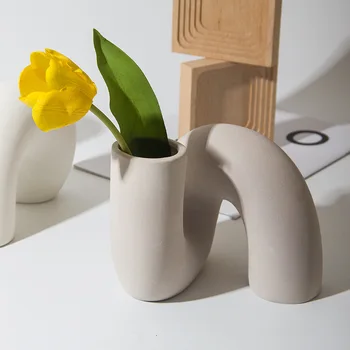 Vas Keramik Gaya Nordik Seni Kaasaegne Pot Pengaturan Bunga Ornamen Dekorasi Ruang Tamu Desktop Kantor Dekorasi Interior Rumah