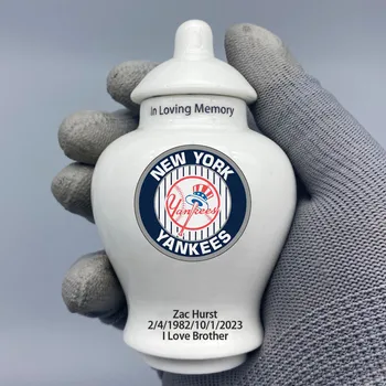 Mini Urn New York Yankees-teemastatud Logo Kohandatud Urn.Saada mulle nimi/kuupäev soovite kuvada urn mille Märkused Sõnum
